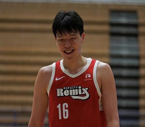 震撼开场,闪电进球,埃基蒂克头,新葡京,新葡京app,新葡京娱乐,新普京赌场